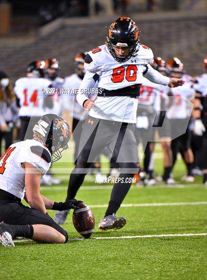 Thumbnail 1 in Rider vs. Aledo (UIL 5A D2 Semifinal) photogallery.
