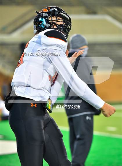 Thumbnail 3 in Rider vs. Aledo (UIL 5A D2 Semifinal) photogallery.