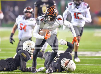 Thumbnail 3 in Rider vs. Aledo (UIL 5A D2 Semifinal) photogallery.