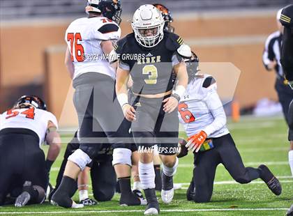 Thumbnail 3 in Rider vs. Aledo (UIL 5A D2 Semifinal) photogallery.