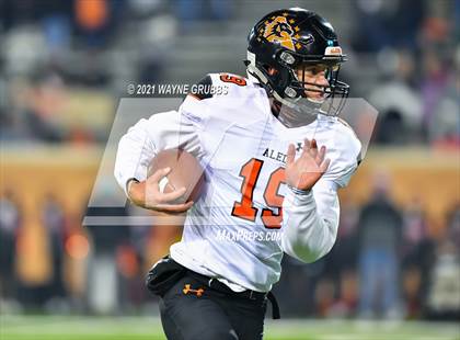 Thumbnail 3 in Rider vs. Aledo (UIL 5A D2 Semifinal) photogallery.