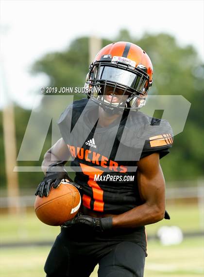 Thumbnail 1 in Western Branch @ Churchland photogallery.