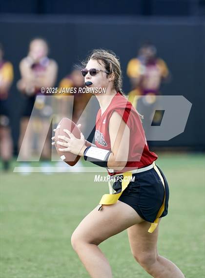 Thumbnail 3 in Crescent City vs Middleburg (Jaguars Preseason Classic) photogallery.