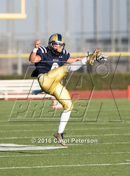 Thumbnail 2 in Alta Loma @ Los Osos photogallery.