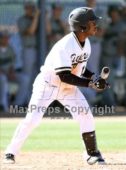 Thumbnail 1 in Broken Arrow vs. Moorpark photogallery.