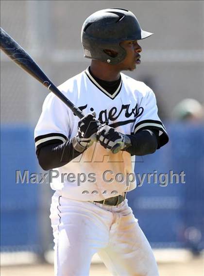 Thumbnail 2 in Broken Arrow vs. Moorpark photogallery.