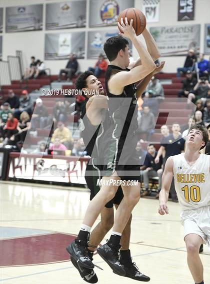 Thumbnail 3 in Bellevue vs. De La Salle (Rancho Mirage Holiday Invitational) photogallery.