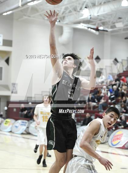 Thumbnail 3 in Bellevue vs. De La Salle (Rancho Mirage Holiday Invitational) photogallery.