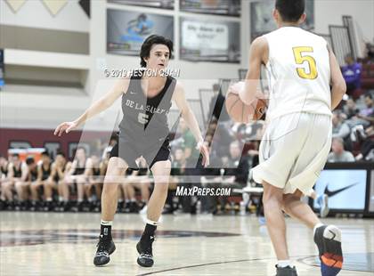 Thumbnail 3 in Bellevue vs. De La Salle (Rancho Mirage Holiday Invitational) photogallery.