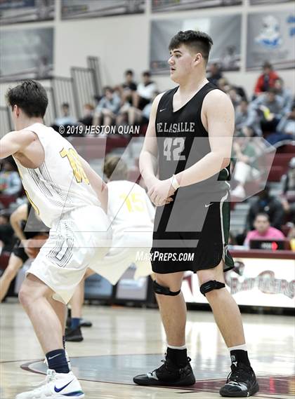Thumbnail 2 in Bellevue vs. De La Salle (Rancho Mirage Holiday Invitational) photogallery.