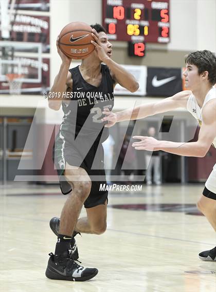 Thumbnail 3 in Bellevue vs. De La Salle (Rancho Mirage Holiday Invitational) photogallery.