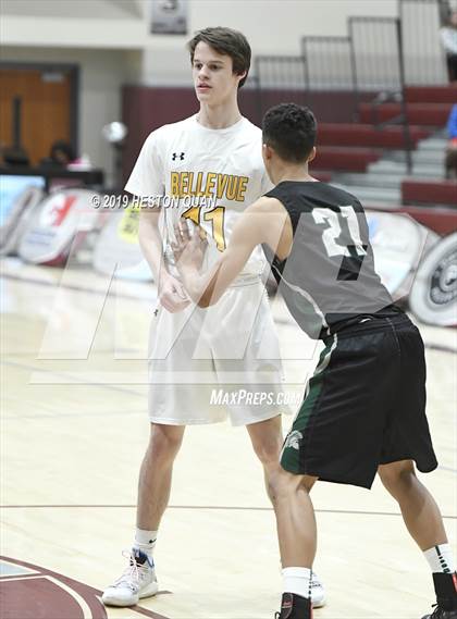 Thumbnail 1 in Bellevue vs. De La Salle (Rancho Mirage Holiday Invitational) photogallery.