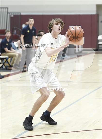 Thumbnail 1 in Bellevue vs. De La Salle (Rancho Mirage Holiday Invitational) photogallery.