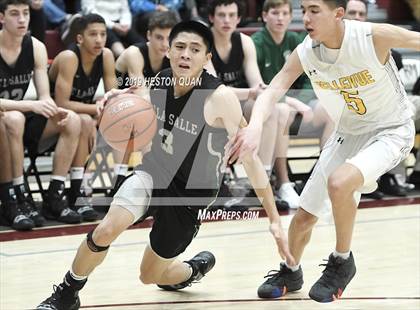 Thumbnail 3 in Bellevue vs. De La Salle (Rancho Mirage Holiday Invitational) photogallery.