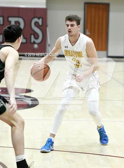 Thumbnail 1 in Bellevue vs. De La Salle (Rancho Mirage Holiday Invitational) photogallery.