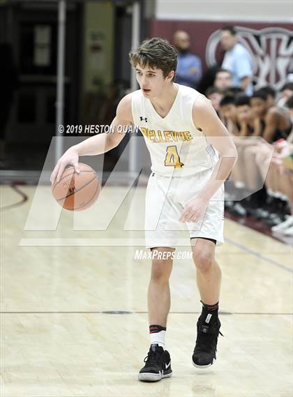 Thumbnail 2 in Bellevue vs. De La Salle (Rancho Mirage Holiday Invitational) photogallery.