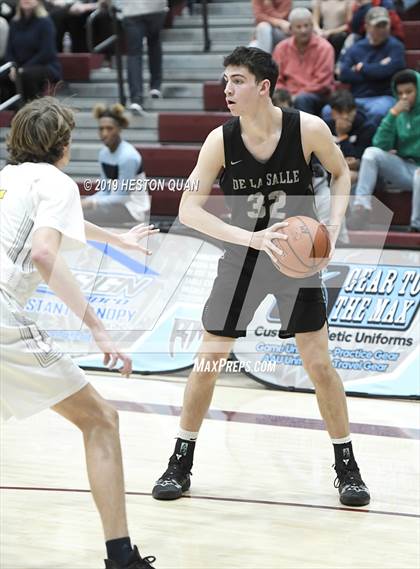 Thumbnail 3 in Bellevue vs. De La Salle (Rancho Mirage Holiday Invitational) photogallery.