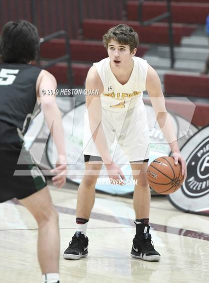 Thumbnail 3 in Bellevue vs. De La Salle (Rancho Mirage Holiday Invitational) photogallery.