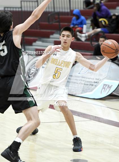 Thumbnail 2 in Bellevue vs. De La Salle (Rancho Mirage Holiday Invitational) photogallery.