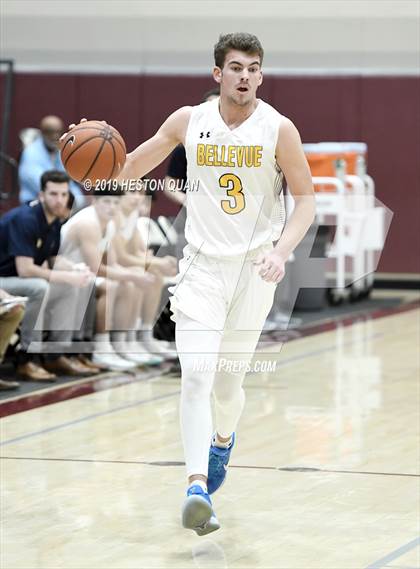 Thumbnail 3 in Bellevue vs. De La Salle (Rancho Mirage Holiday Invitational) photogallery.