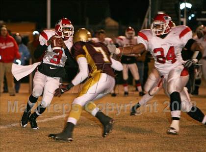 Thumbnail 2 in Henry County @ Melrose (TSSAA 4A Quarterfinal) photogallery.