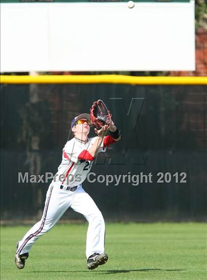 Thumbnail 2 in Dallas HSAA North vs. Southwest Dallas HomeSchool photogallery.