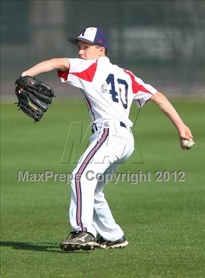 Thumbnail 3 in Dallas HSAA North vs. Southwest Dallas HomeSchool photogallery.