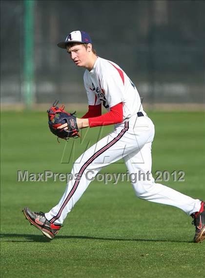 Thumbnail 3 in Dallas HSAA North vs. Southwest Dallas HomeSchool photogallery.