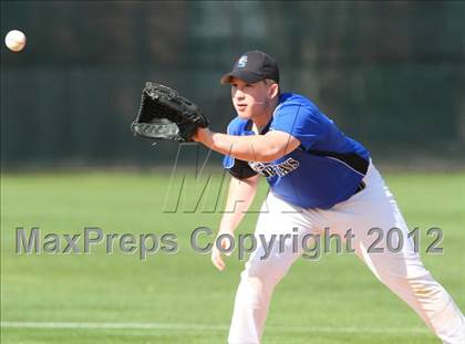 Thumbnail 1 in Dallas HSAA North vs. Southwest Dallas HomeSchool photogallery.