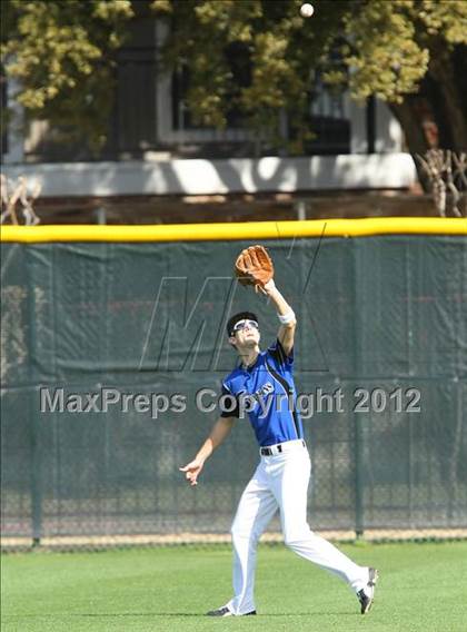 Thumbnail 3 in Dallas HSAA North vs. Southwest Dallas HomeSchool photogallery.