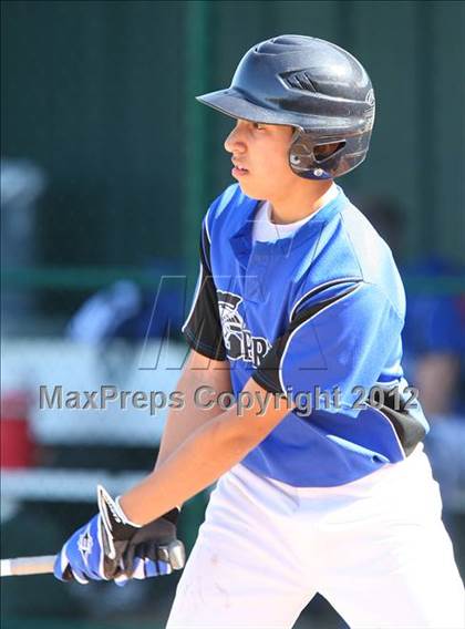 Thumbnail 2 in Dallas HSAA North vs. Southwest Dallas HomeSchool photogallery.
