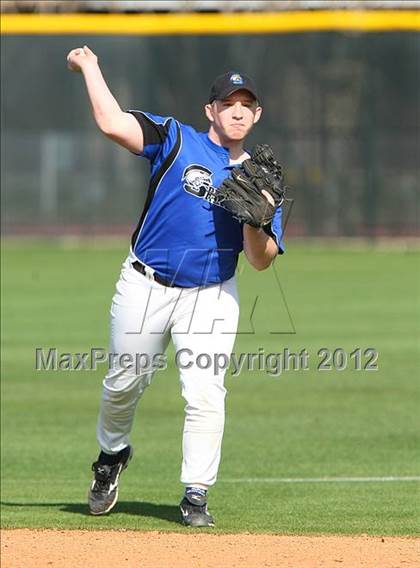 Thumbnail 2 in Dallas HSAA North vs. Southwest Dallas HomeSchool photogallery.