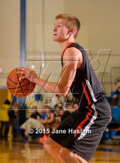 Thumbnail 3 in Webutuck vs Pawling (Putnam Challenge) photogallery.