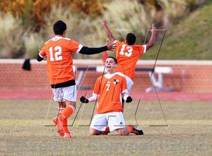Thumbnail 3 in Lake Norman Charter vs. Southwest Onslow (NCHSAA 1A Final) photogallery.