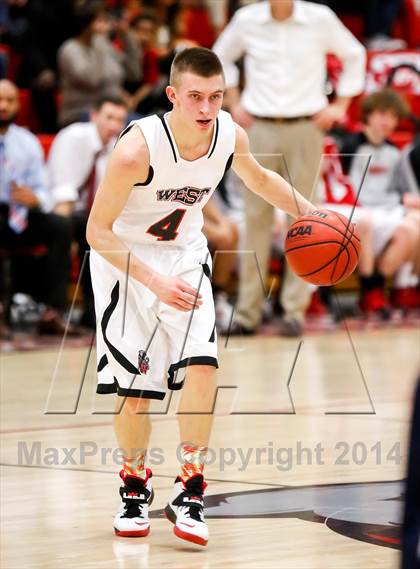 Thumbnail 2 in Hunter vs. West photogallery.