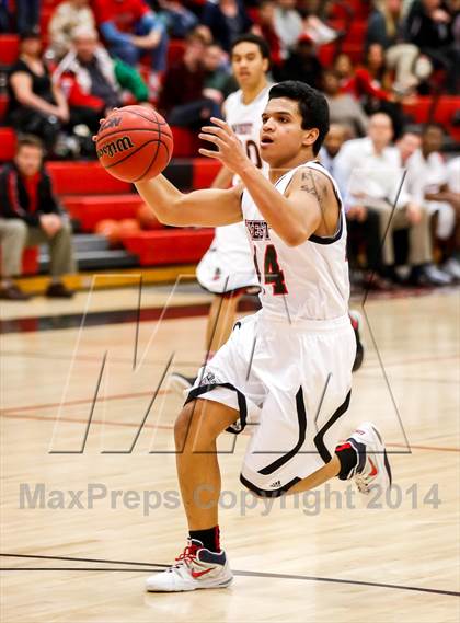 Thumbnail 3 in Hunter vs. West photogallery.