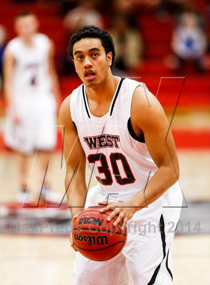 Thumbnail 3 in Hunter vs. West photogallery.