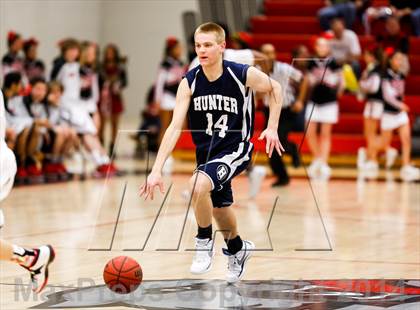Thumbnail 2 in Hunter vs. West photogallery.