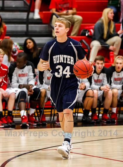 Thumbnail 3 in Hunter vs. West photogallery.