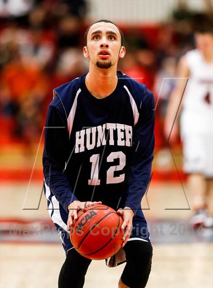 Thumbnail 3 in Hunter vs. West photogallery.