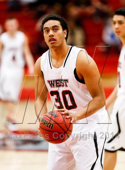Thumbnail 2 in Hunter vs. West photogallery.