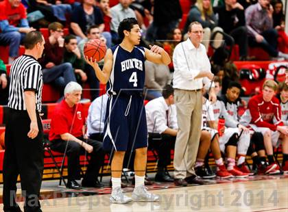 Thumbnail 2 in Hunter vs. West photogallery.