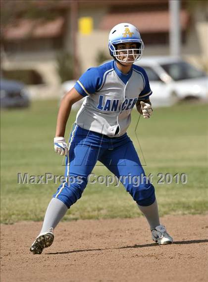 Thumbnail 2 in Bishop Amat @ Cantwell-Sacred Heart photogallery.
