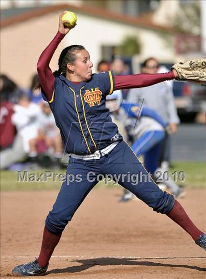 Thumbnail 3 in Bishop Amat @ Cantwell-Sacred Heart photogallery.