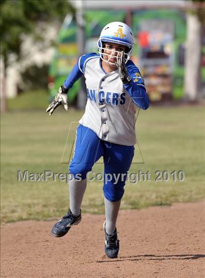 Thumbnail 3 in Bishop Amat @ Cantwell-Sacred Heart photogallery.
