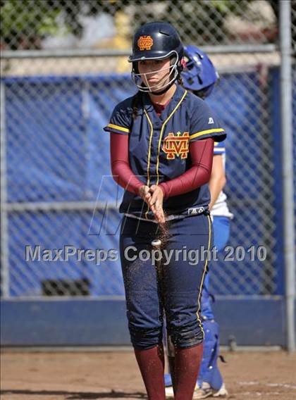 Thumbnail 1 in Bishop Amat @ Cantwell-Sacred Heart photogallery.