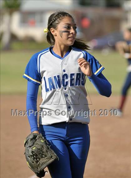 Thumbnail 2 in Bishop Amat @ Cantwell-Sacred Heart photogallery.