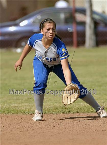 Thumbnail 1 in Bishop Amat @ Cantwell-Sacred Heart photogallery.