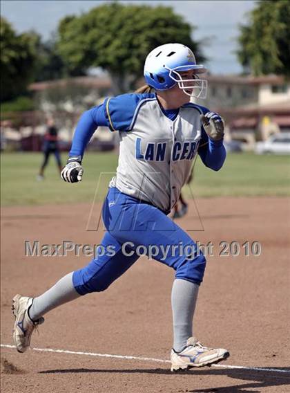 Thumbnail 1 in Bishop Amat @ Cantwell-Sacred Heart photogallery.
