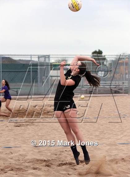 Thumbnail 2 in Notre Dame Prep vs. Shadow Ridge photogallery.
